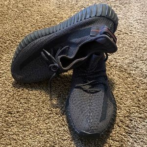 Yeezy adidas boost sneakers 8.5